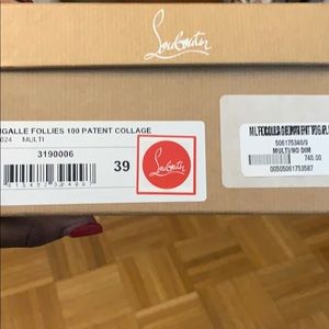 BRAND NEW!  Size 9 Christian Louboutin Pump